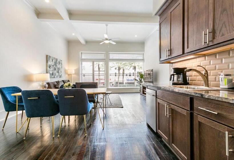 침실 2개 아파트, 1 And 2 Br Private Condos Steps Away From French Quarter