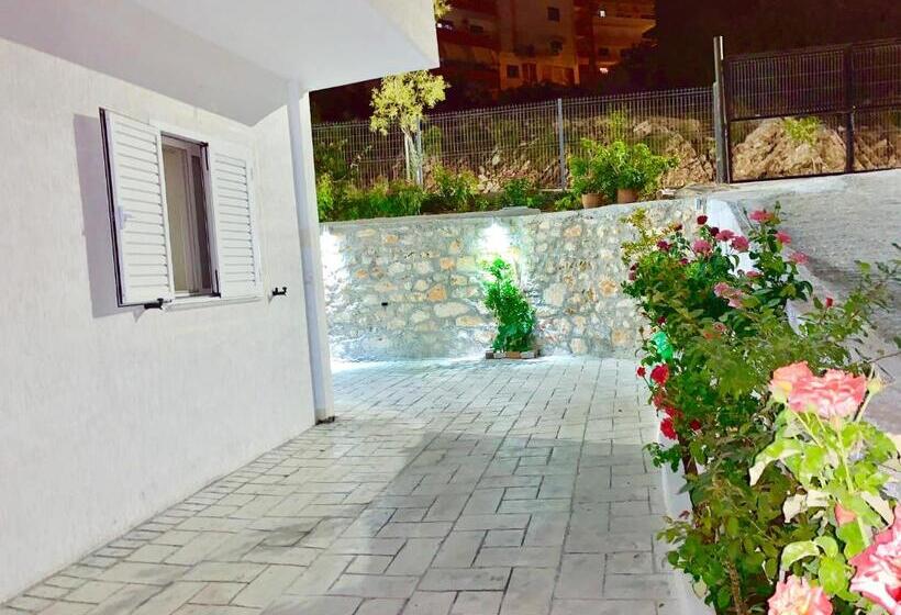 オーシャンビュースイート, Villa Saral Mar