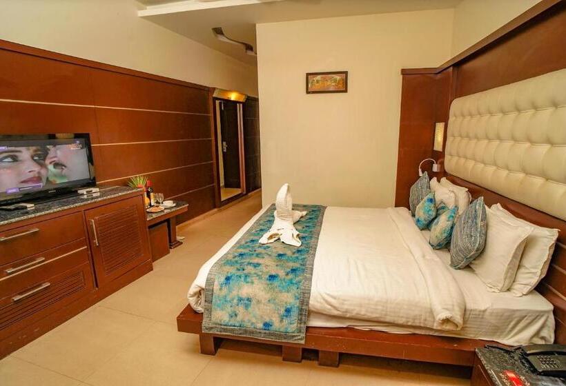 标准间带阳台, Merak Resort  Bhimtal