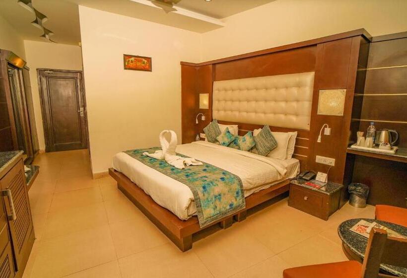 豪华房间, Merak Resort  Bhimtal