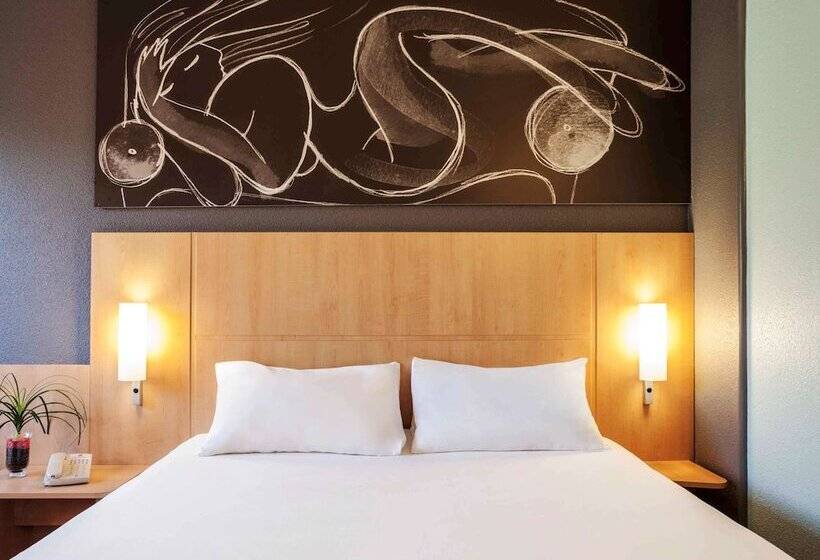 اتاق استاندارد, Ibis Cornella