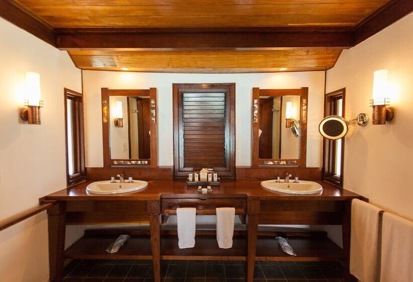 بانگلوی لوکس, Sofitel Bora Bora Private Island