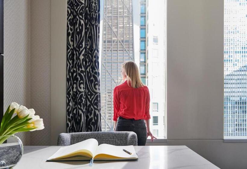 סוויטת ג'וניור מותאמת לאדם עם מוגבלויות, Sofitel Chicago Magnificent Mile