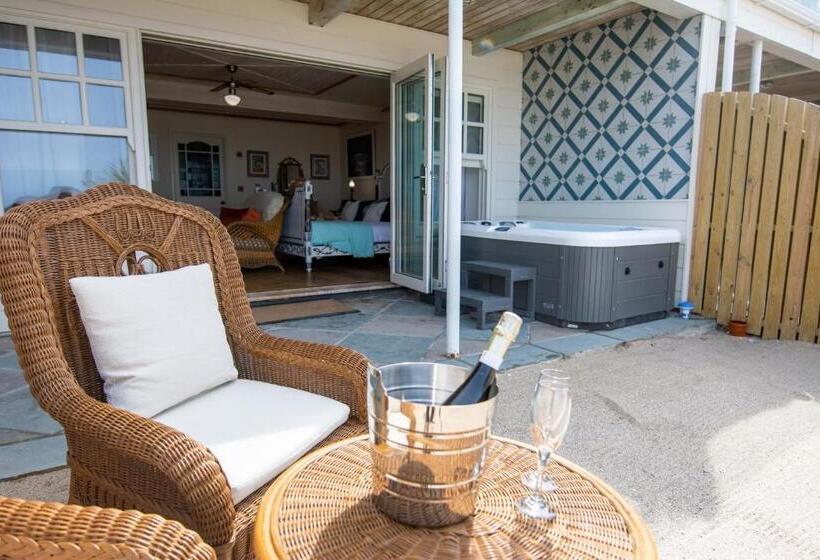 سوئیت با وان آب گرم, Tolcarne Beach Colonial Restaurant And Rooms