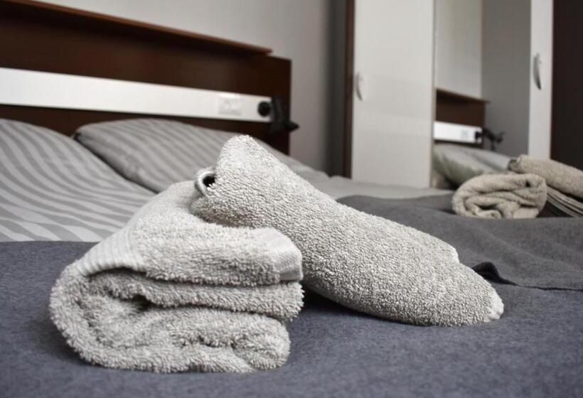 اتاق لوکس, Apartmani Zrenjanin
