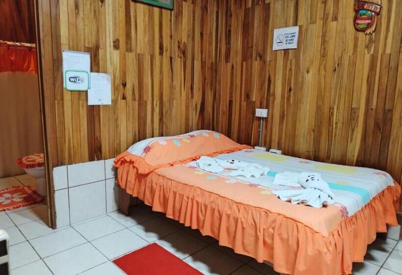Семейный Номер Deluxe, Pensión Y Cabinas Colibrí B&b Costa Rica