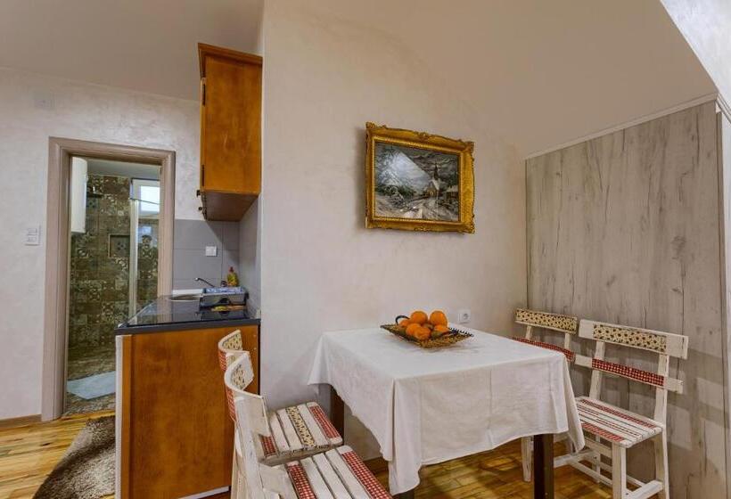 آپارتمان سوپریور 1 خوابه, Guesthouse Dabić