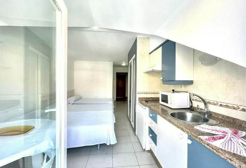 Escritório Estándar, Apartamentos Pez Azul