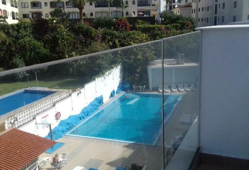 Студио Стандарт Вид на Бассейн, Apartamentos Pez Azul