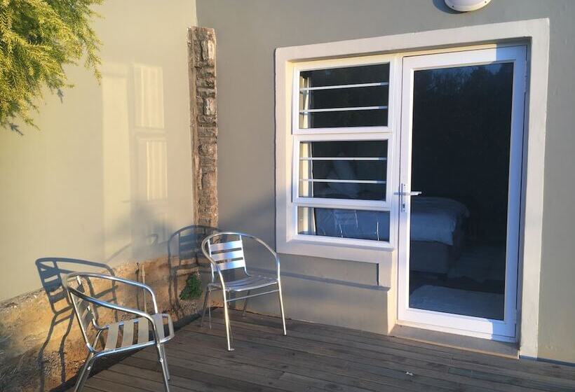 Номер Стандарт, A Stone S Throw Accommodation