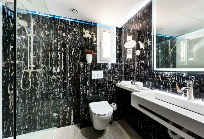 Апартаменты Deluxe 2 Спальни, Bellevue Club
