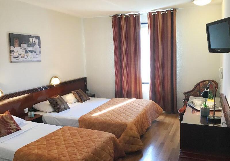 Семейный Номер, Hôtel Angelic