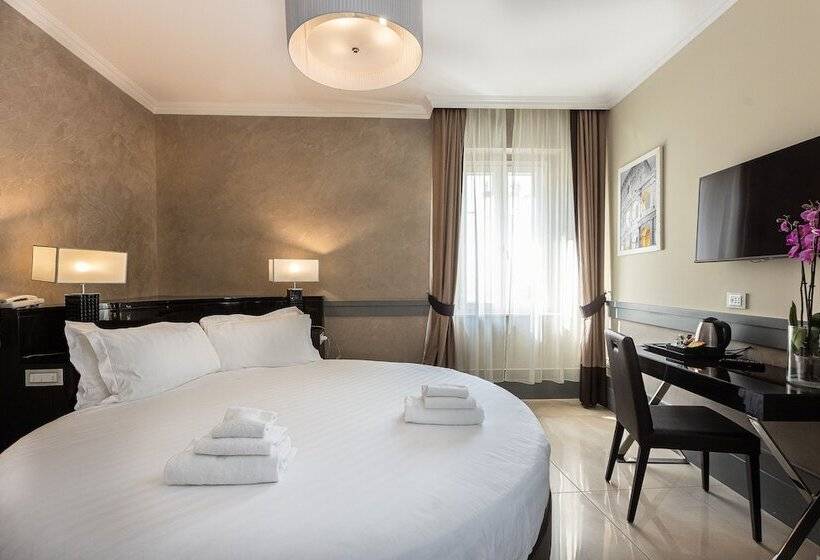 اتاق لوکس, Castellino Roma