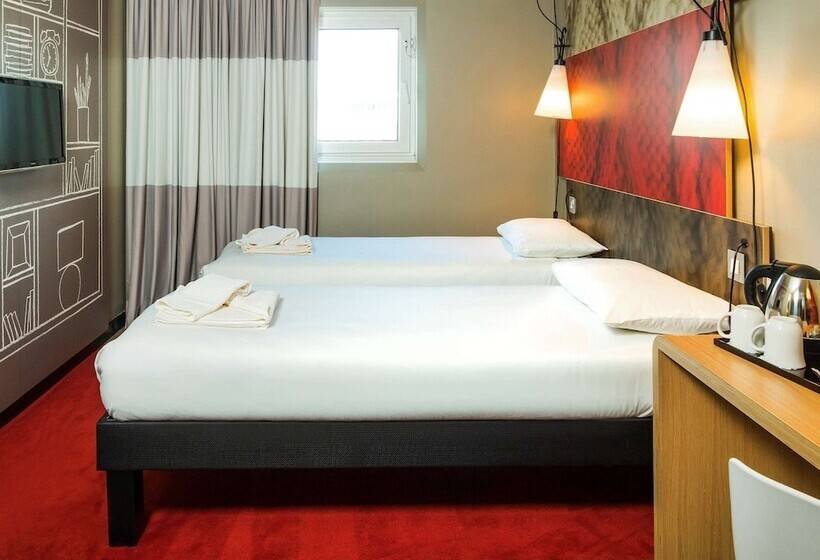 Номер Стандарт, Ibis Leicester