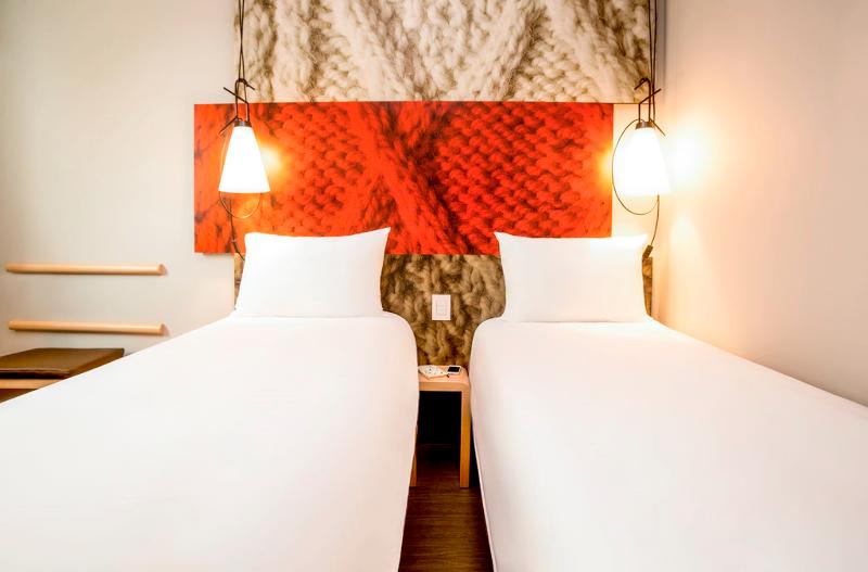 Номер Стандарт, Ibis Leicester