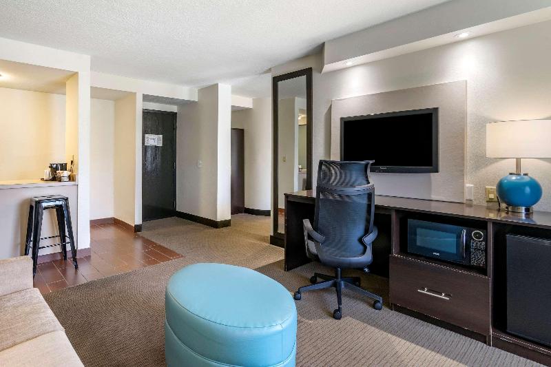 수피리어 스위트, Stanford Suites