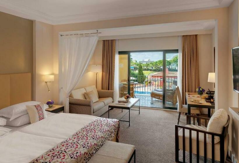 Номер Superior Вид на Бассейн, Steigenberger Hotel And Resort Camp De Mar