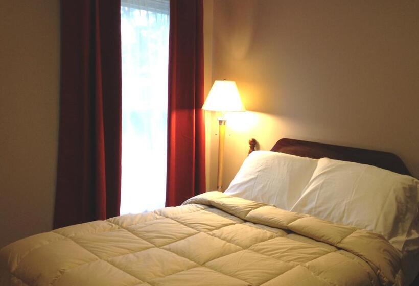 Family Suite, Vinehurst Inn & Suites