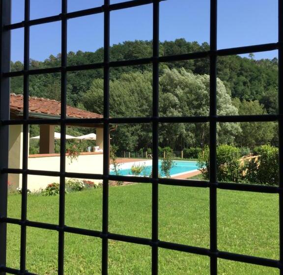 آپارتمان 1 خوابه همکف, Casale La Fata  Tipico Toscano Immerso Nelle Colline Tra Lucca E Versilia, 6 Appartamenti Indipenden