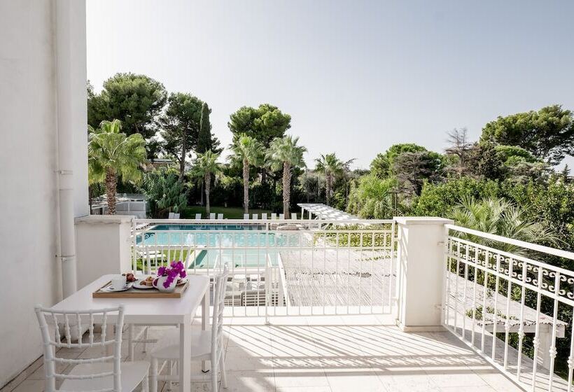 Полулюкс Вид на Бассейн, San Lorenzo Boutique Hotel & Spa