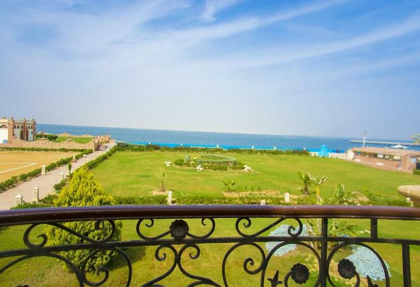 سوئیت با تخت بزرگ, Helnan Auberge Fayoum