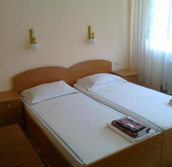 Номер Стандарт, Family Hotel May