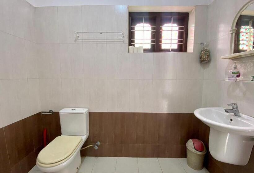 اتاق استاندارد با بالکن, Mango Villa