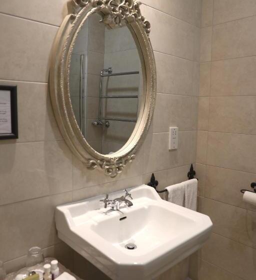 Quarto Estandar, Conyngham Arms Hotel