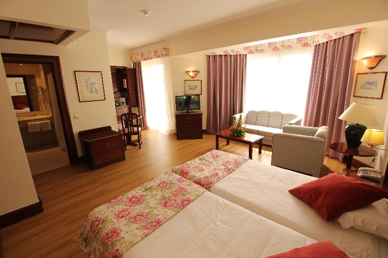 스탠다드 스튜디오, Suite Hotel Jardins Da Ajuda