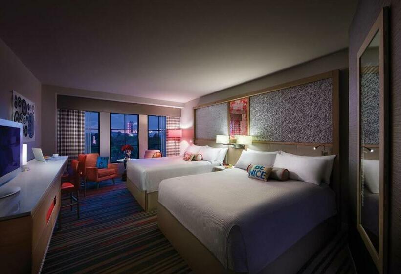 Номер Стандарт Вид на Сад, Universal S Hard Rock Hotel®