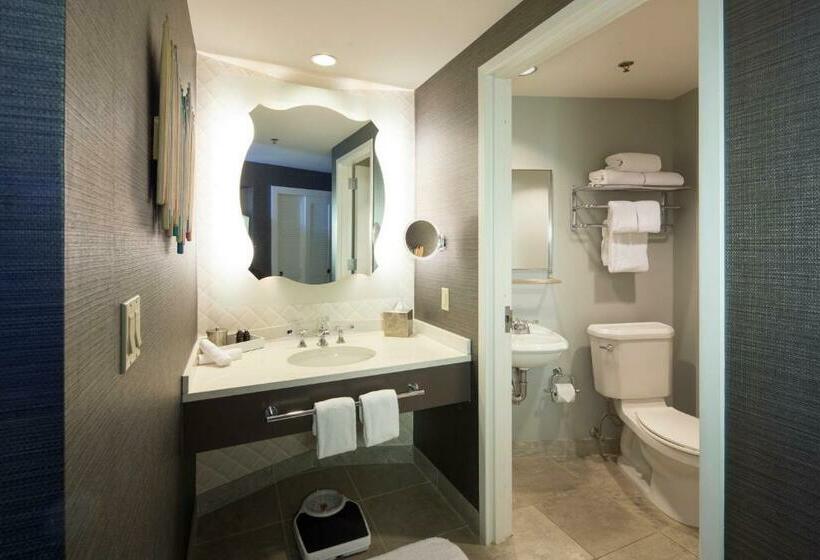 Номер Клуб, Universal S Hard Rock Hotel®