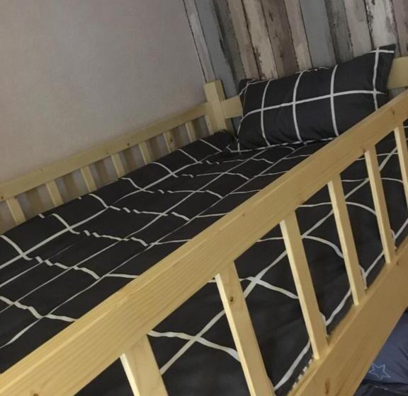 Люкс Дюплекс, Together Youth Hostel