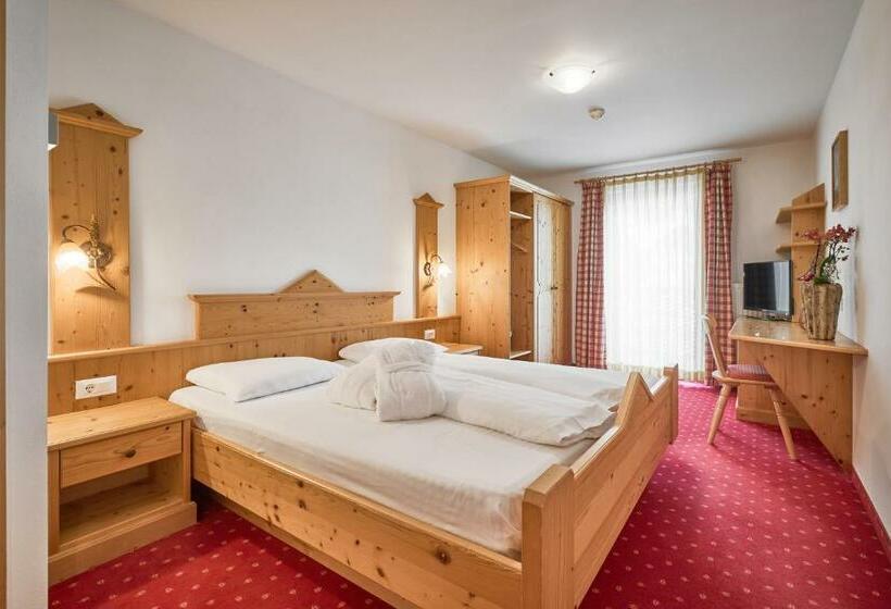 Номер Стандарт с Балконом, Wellness Sporthotel Ratschings