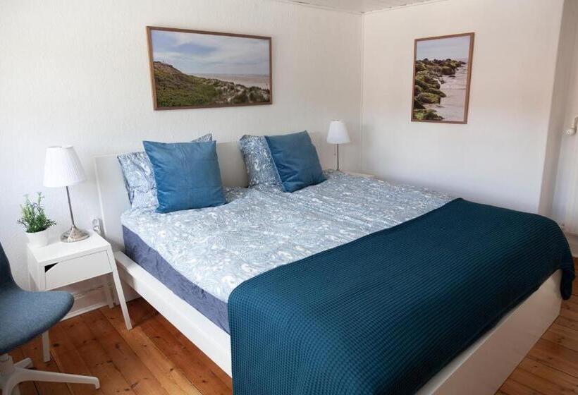 Вилла 3 Спальни, Like Home Holiday House
