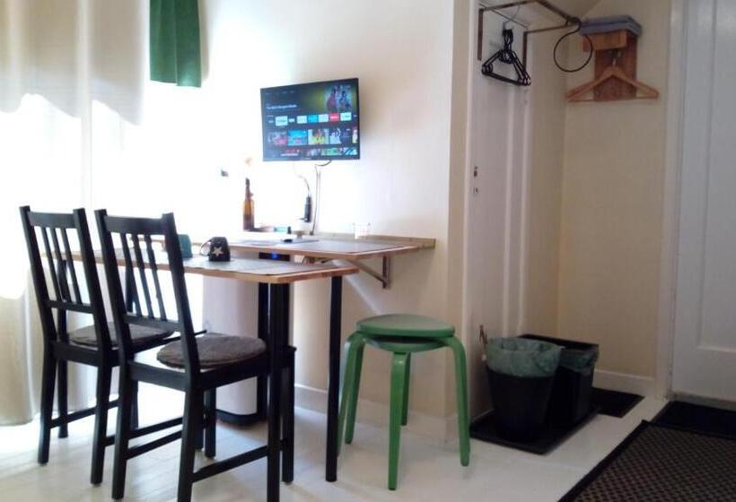 Номер Стандарт, Ullaredsgården B&b Express