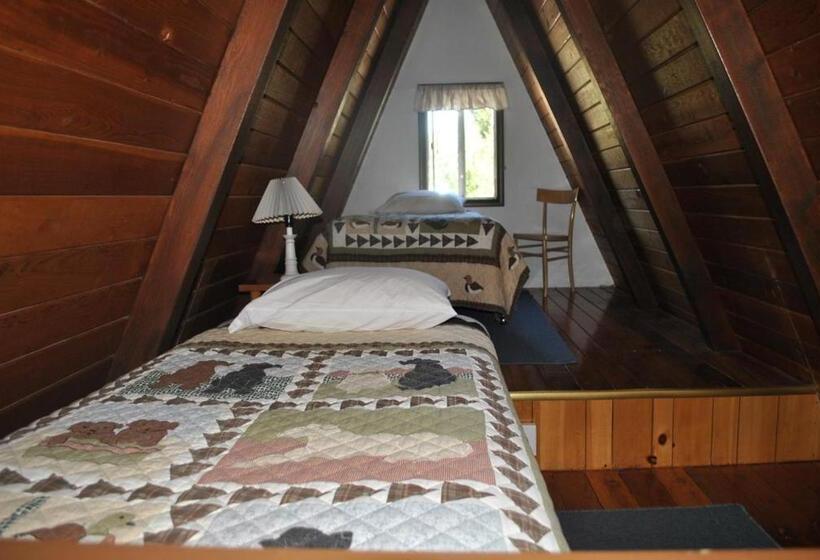 샬레, Aspen Inn
