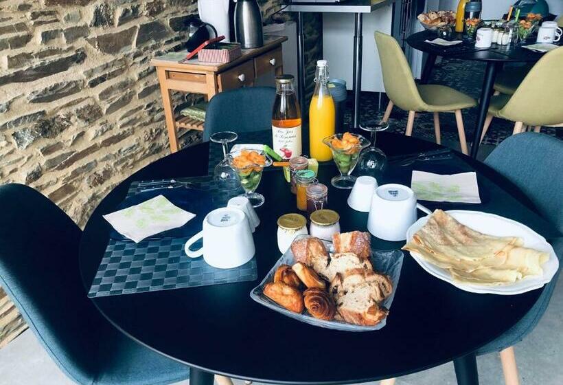 Трехместный Номер Комфорт, Bed And Breakfast Au Champ Du Douits