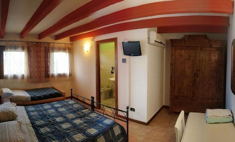 Трехместный Номер Классика, Agriturismo L Albara   Wines, Pool & Spa