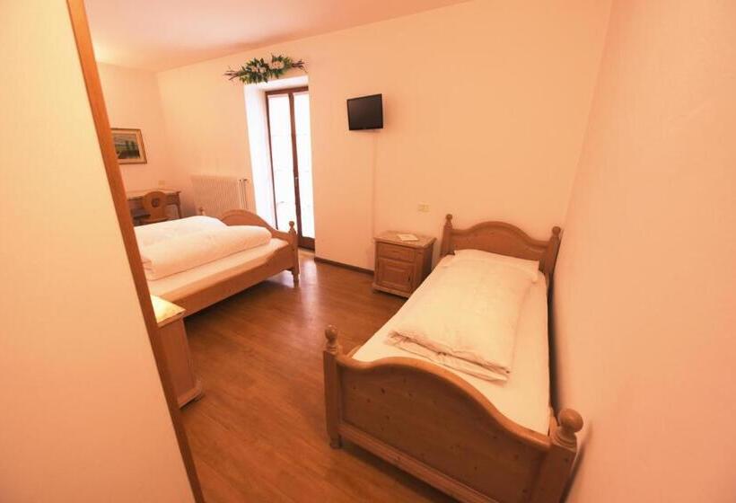 스탠다드 트리플 룸, Agriturismo Salizzoni