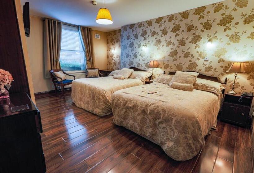 Семейный Номер, Cawley S Guesthouse