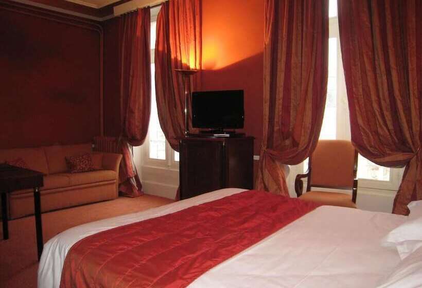 Полулюкс, Hôtel Les Maréchaux