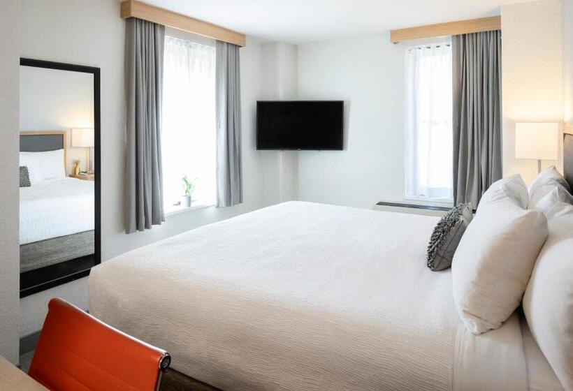 غرفة قياسية سرير كينج, Saint Clair   Magnificent Mile