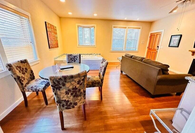 Люкс Повышенной Комфортности, The Inn At Shasta Lake
