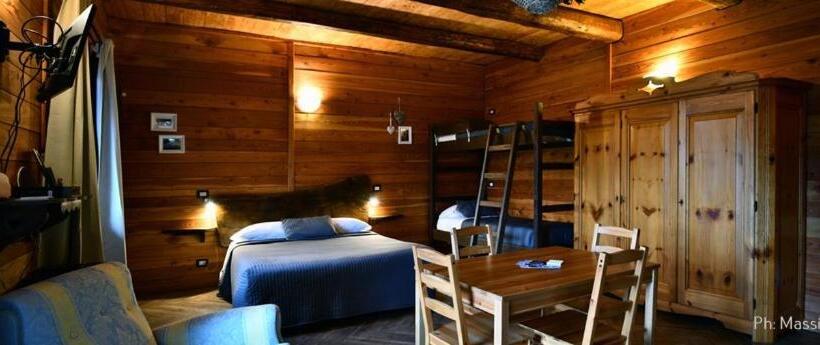 Четырехместный Номер Стандарт, Trout Lodge