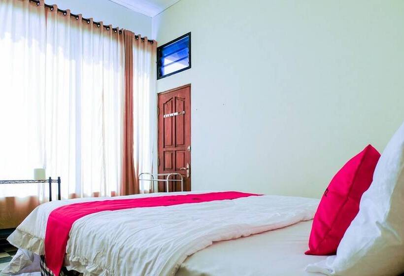 Номер Стандарт, Reddoorz Near Stab Syailendra Kopeng