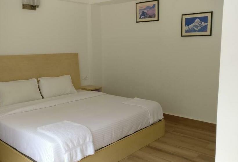 Номер Deluxe Вид на Горы, Gemoor Khar  Manor House