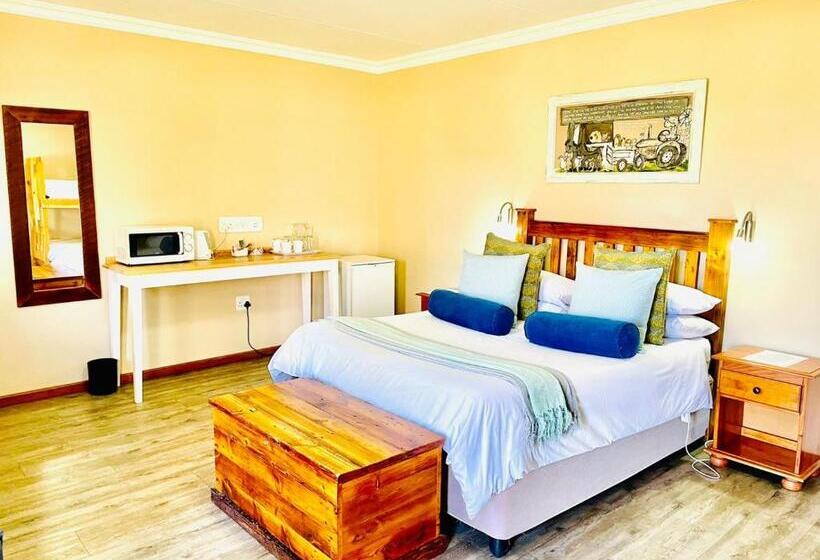 Четырехместный Номер Стандарт, Travalia Guest Farm