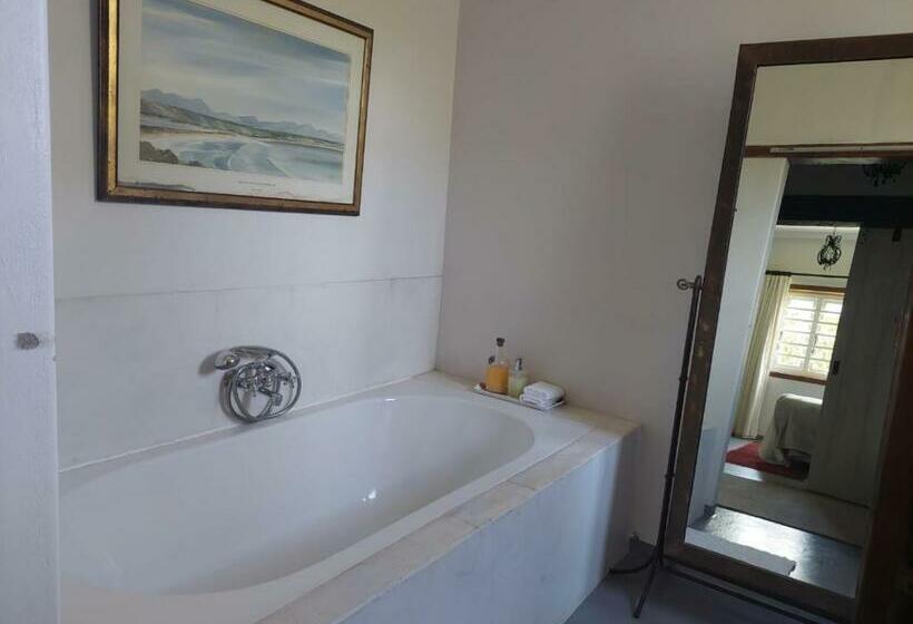 Апартаменты 1 Спальня, Kimi's Cottage