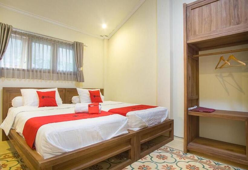 Номер Стандарт, Reddoorz @ Letjend S. Parman Pacitan