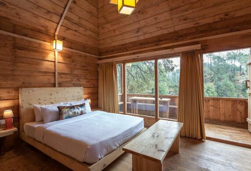 کلبه ییلاقی, Suro Treehouse Resort